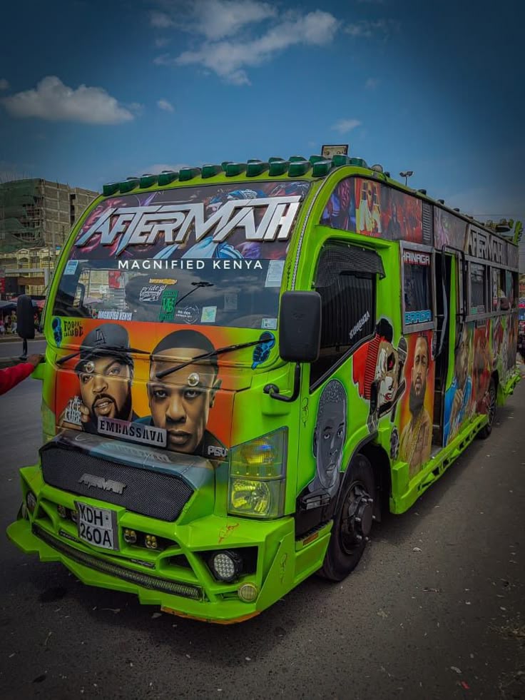 Lower cascades at Thiba Falls